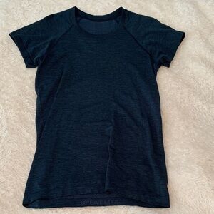Lululemon swiftly tech short sleeve top